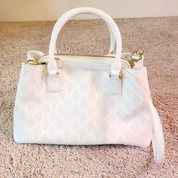 Vera Bradley Emma Satchel and Wallet - White Ikat - Picture 3 of 12